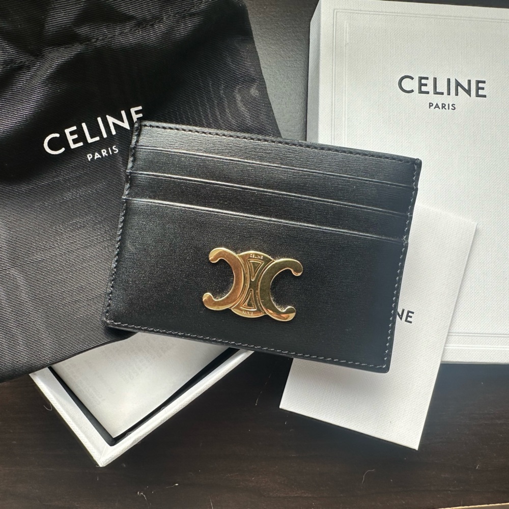 Celine Card Holder Triomphe Calfskin Barely Used!